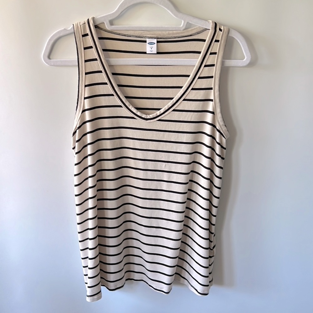 V neck tank top